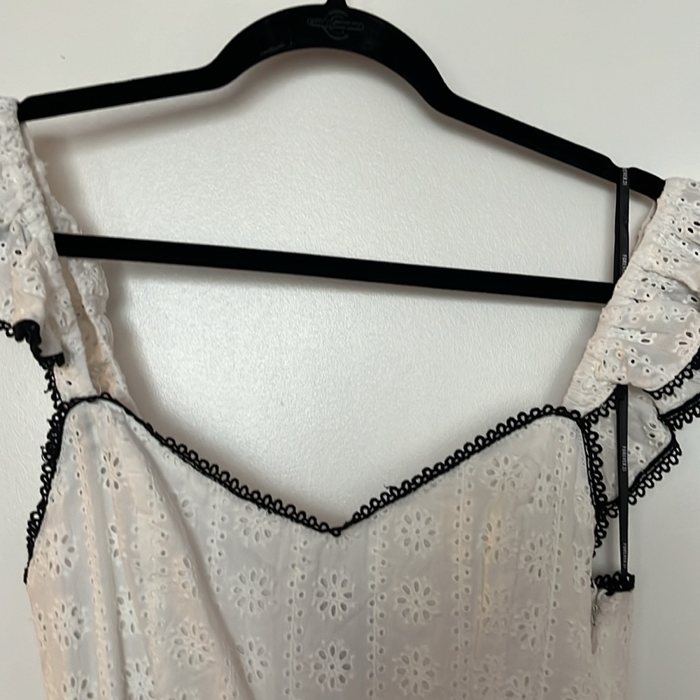 FOREVER 21 | Eyelet Lace Dress Sz M - Picture 5 of 7